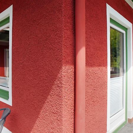 Flying Hirsch Aparthotel Stall Exterior photo